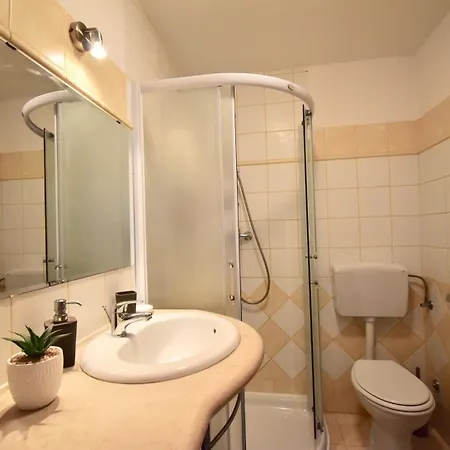 Apartmán With Parking Space - 26934 Pula